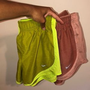 Nike tempo women’s running shorts